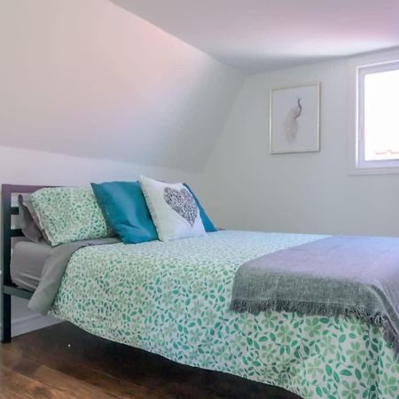 Amazing Location In Saint John 2 Bedroom Modern Parking New Extérieur photo