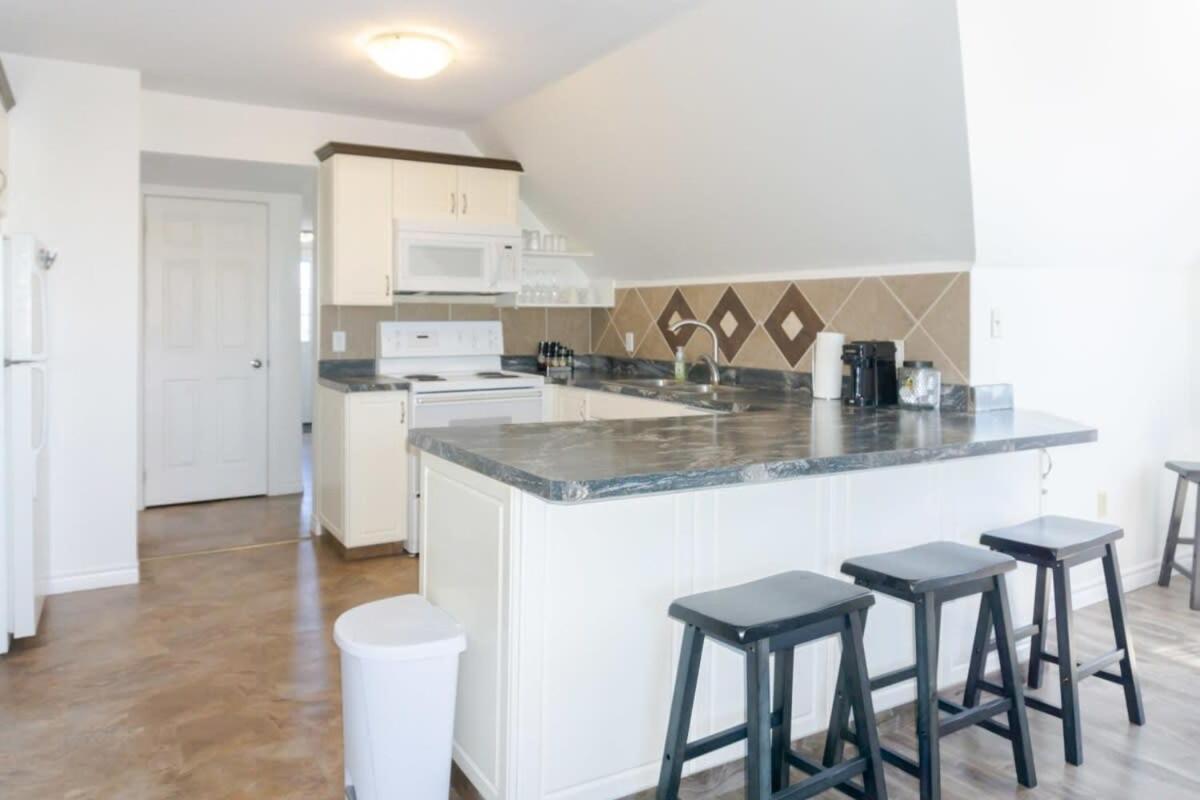 Amazing Location In Saint John 2 Bedroom Modern Parking New Extérieur photo