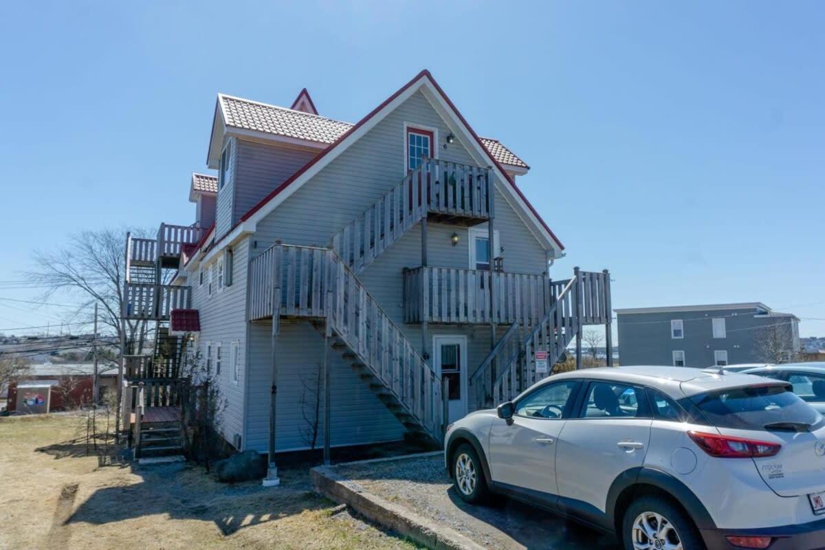 Amazing Location In Saint John 2 Bedroom Modern Parking New Extérieur photo