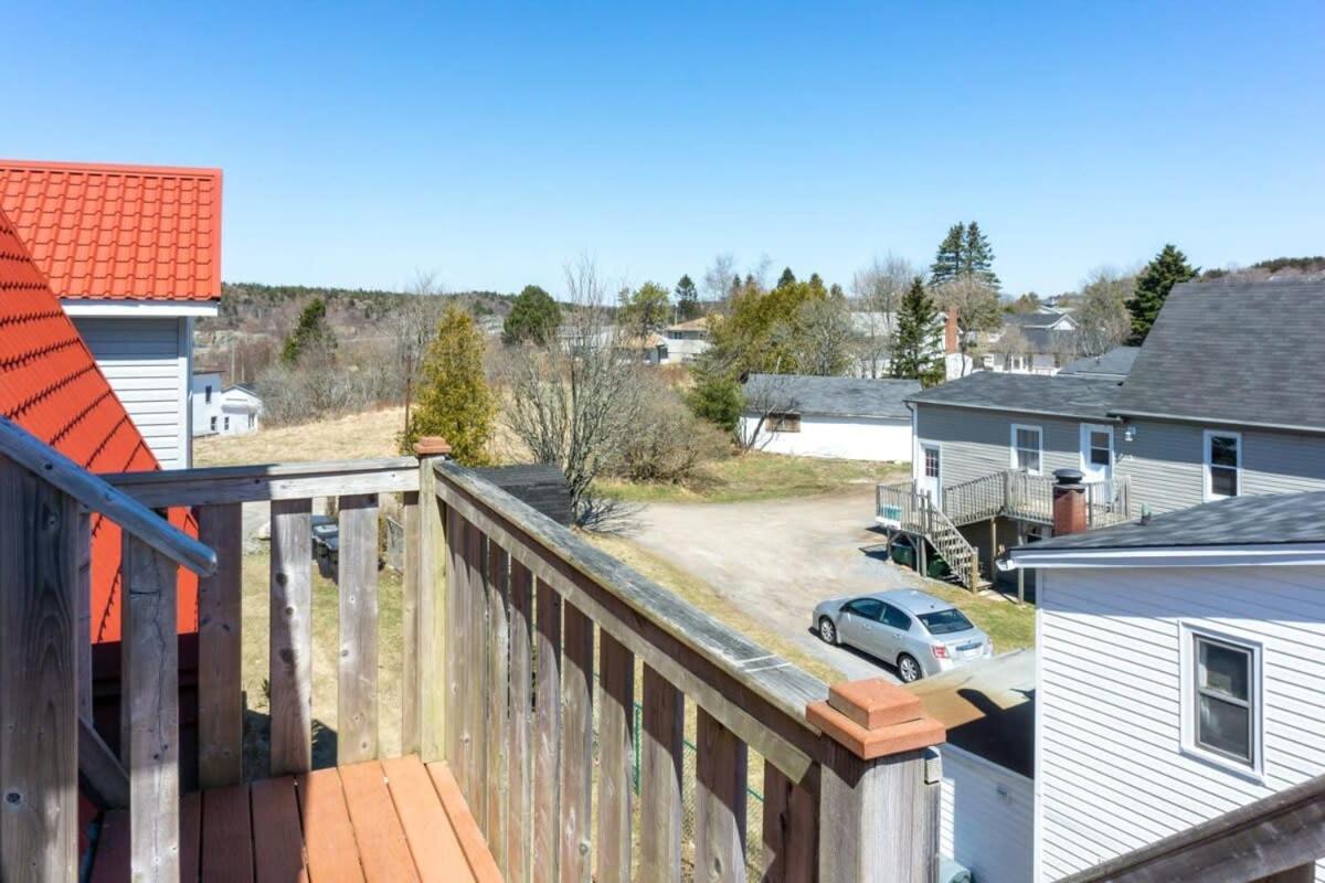 Amazing Location In Saint John 2 Bedroom Modern Parking New Extérieur photo